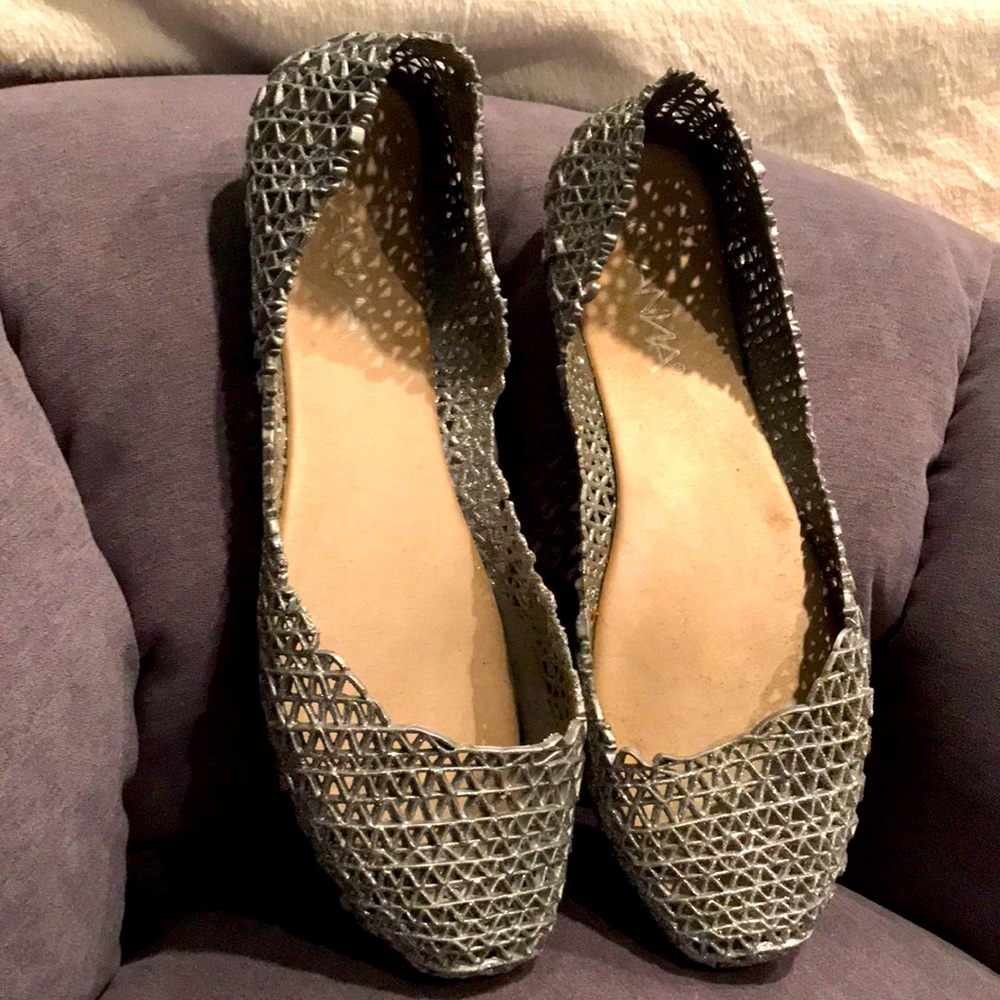 Anna size 10 silver sparkly jellies